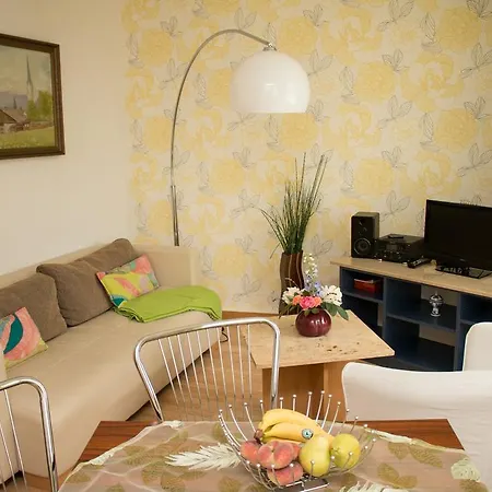 Апартаменты 